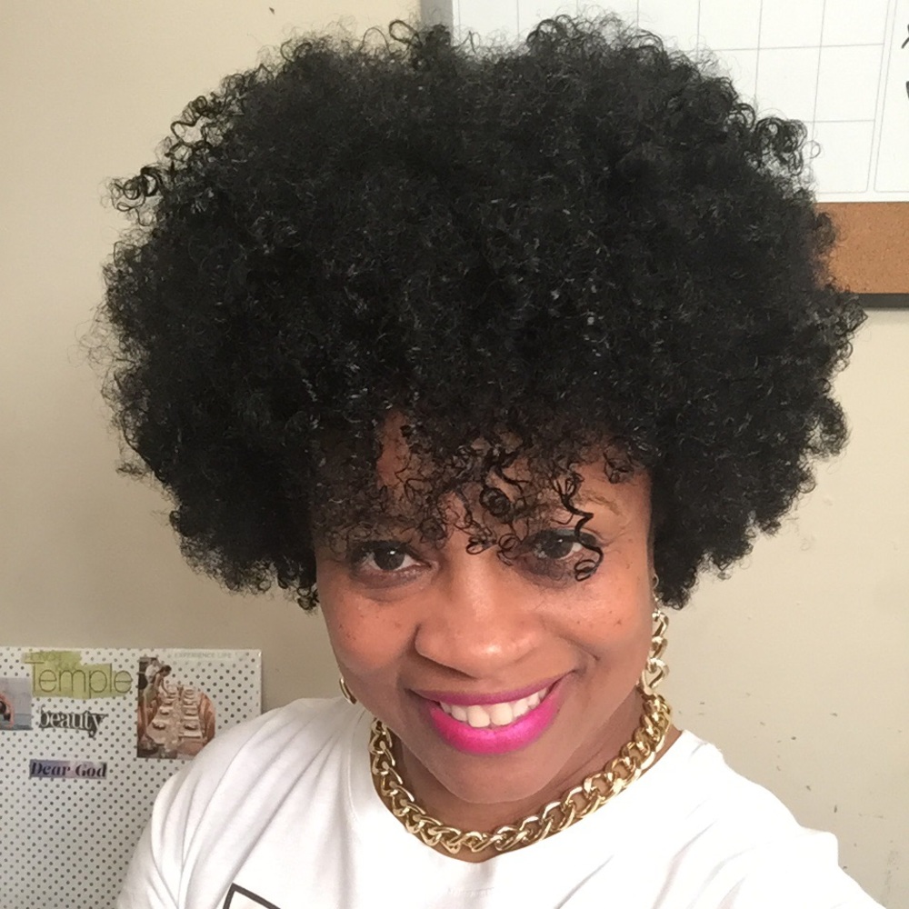 Meet your Posher, Tracy